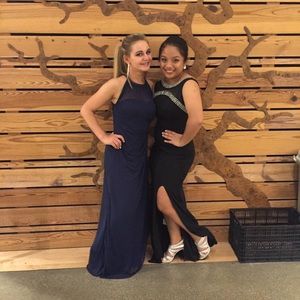 Classy navy prom dress